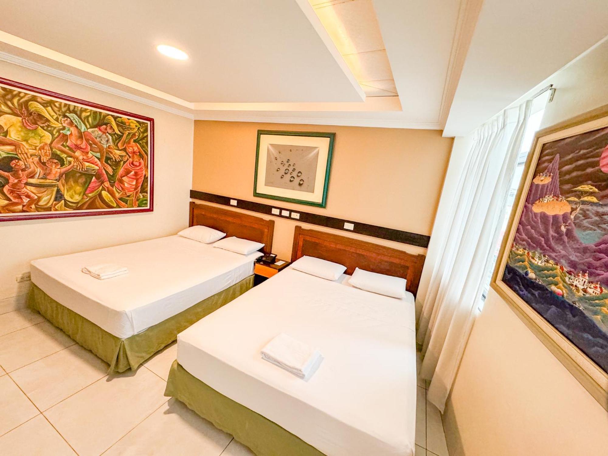 Gh Alexander Hotel Гуаякуил Екстериор снимка