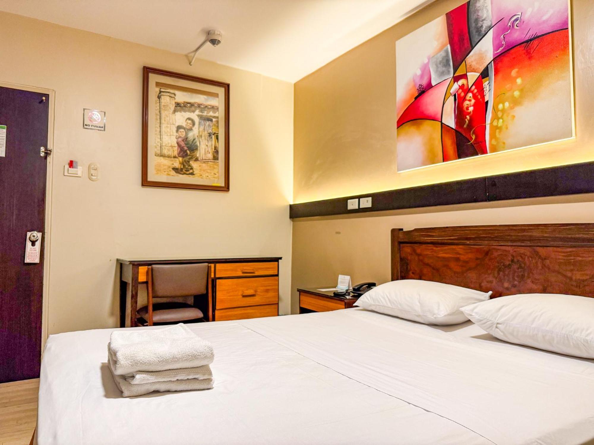 Gh Alexander Hotel Гуаякуил Екстериор снимка