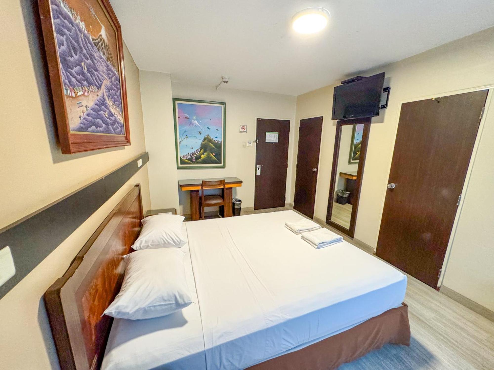 Gh Alexander Hotel Гуаякуил Екстериор снимка